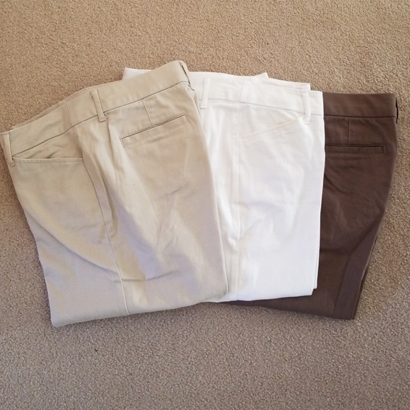 St. John's Bay Crop Pants (4 prs) Black Not Shown - Picture 2 of 4